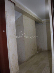 Mieszkanie 3-комн 77 m² - Wachtang Gorgasali, Batumi