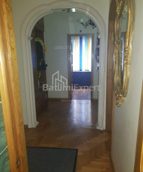 Mieszkanie 4-комн 85 m² - Petra Bagrationi, Batumi