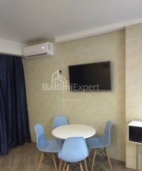 Mieszkanie 1-комн 32 m² - Szeryf Chimsziaszwili, Batumi