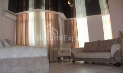 Mieszkanie 3-комн 80 m² - Zuraba Gorgiladze, Batumi