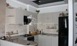 Mieszkanie 2-комн 56 m² - Szeryf Chimsziaszwili, Batumi