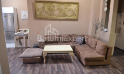 Mieszkanie 4-комн 119 m² - Ilja Czawczawadze, Batumi
