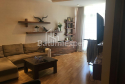 Mieszkanie 3-комн 75 m² - Wachtang Gorgasali, Batumi