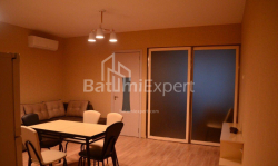 Mieszkanie 3-комн 56 m² - Wachtang Gorgasali, Batumi