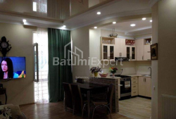 Mieszkanie 3-комн 77 m² - Szałwa Inasaridze, Batumi
