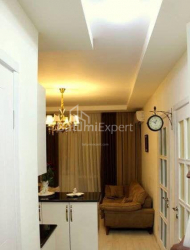 Mieszkanie 3-комн 50 m² - Wachtang Gorgasali, Batumi