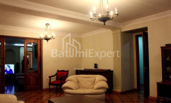 Mieszkanie 140 m² - króla Parnawaza, Batumi, Gruzja