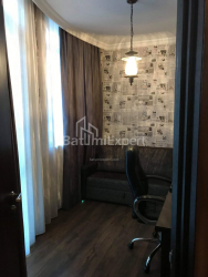 Mieszkanie 4-комн 113 m² - Szałwa Inasaridze, Batumi