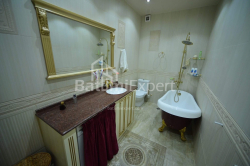 Mieszkanie 3-комн 84 m² - Rustawelego, Batumi