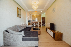 Mieszkanie 3-комн 54 m² - Szałwa Inasaridze, Batumi