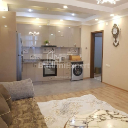 Mieszkanie 3-комн 85 m² - Ekvtime Takaishvili, Batumi