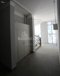 Mieszkanie 74 m² - Szałwa Inasaridze, Batumi, Gruzja
