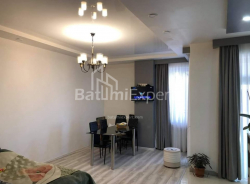 Mieszkanie 3-комн 74 m² - Szałwa Inasaridze, Batumi