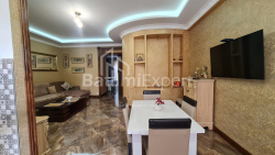 Mieszkanie 3-комн 90 m² - Konstanty Gamsachurdia, Batumi