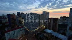 Mieszkanie 80 m² - Szałwa Inasaridze, Batumi, Gruzja
