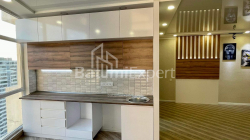 Mieszkanie 80 m² - Szałwa Inasaridze, Batumi, Gruzja