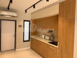 Dom prywatny 3-комн 110.7 m² - autostrada lotniska, Batumi