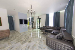 Dom prywatny 4-комн 170 m² - autostrada lotniska, Batumi