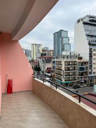 Mieszkanie 70 m² - Aleksandra Puszkin, Batumi, Gruzja
