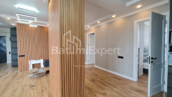 Mieszkanie 4-комн 101 m² - Vazha-Pshavela, Batumi