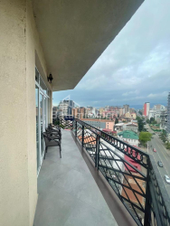 Mieszkanie 100 m² - Ilja Czawczawadze, Batumi, Gruzja